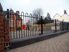 Bow top fencing
