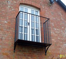 Balcony with flooring